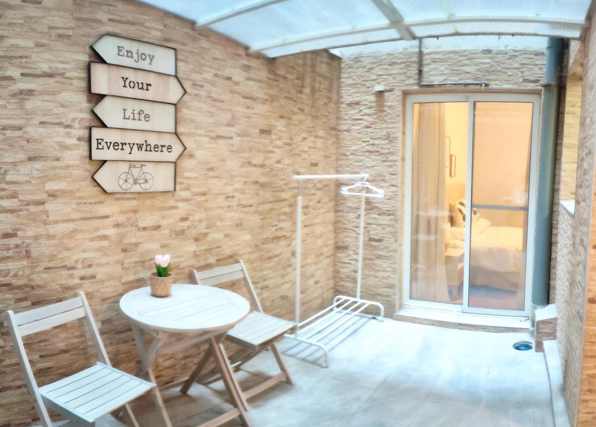 Apartament Valencia Leticia Zewnętrze zdjęcie
